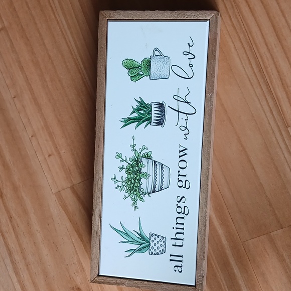 Wall decor - Picture 3 of 5